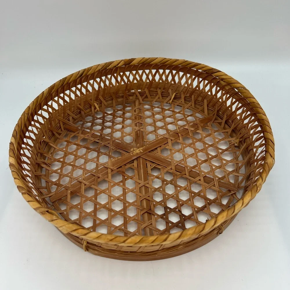Vintage Rattan Basket Tray 11” Round Tan Cottagecore Farmhouse Bohemian Styles
